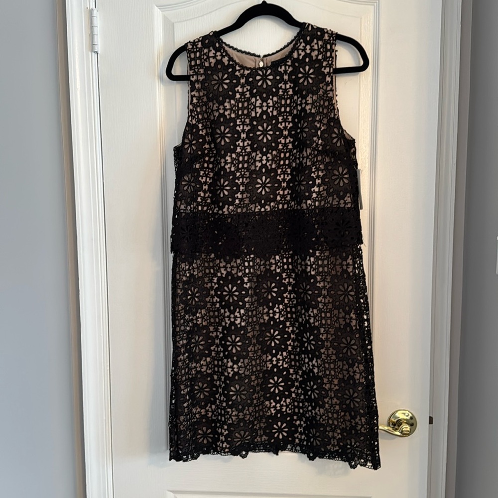 Tommy Hilfiger Women’s Sheath Black Lace Sleeveless Round Neck Dress, Size 12
